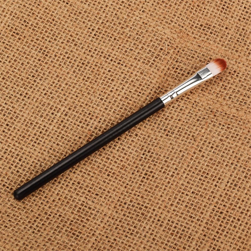 Lidschatten-Applikator Flausch – X Beauty Makeup Bewertung und Preis