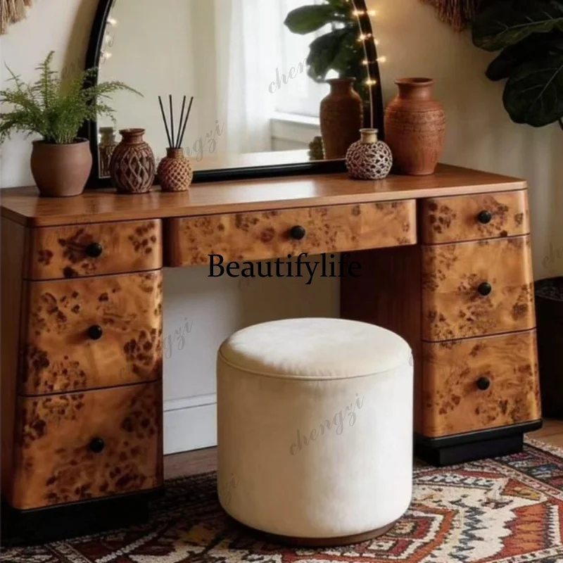 Wunderschöner Schminktisch im  – Beauty Makeup Table Bewertung und Preis